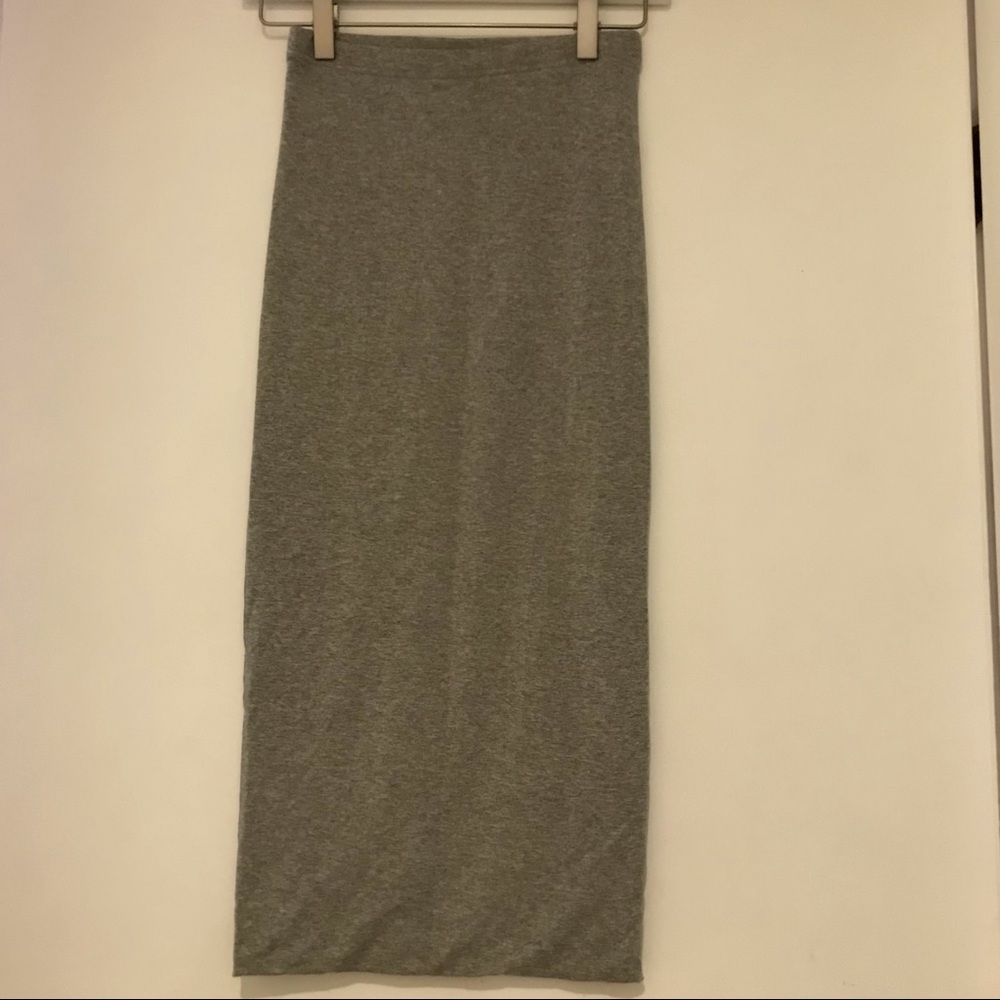 π3/$25π Topshop Gray Maxi Jersey Skirt - Picture 1 of 4